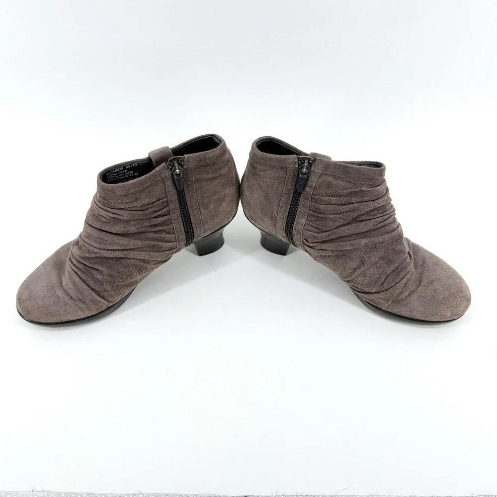 Dansko Buffy Ankle Boots Ruched Suede 40 Taupe Gray Womens Comfort Booties